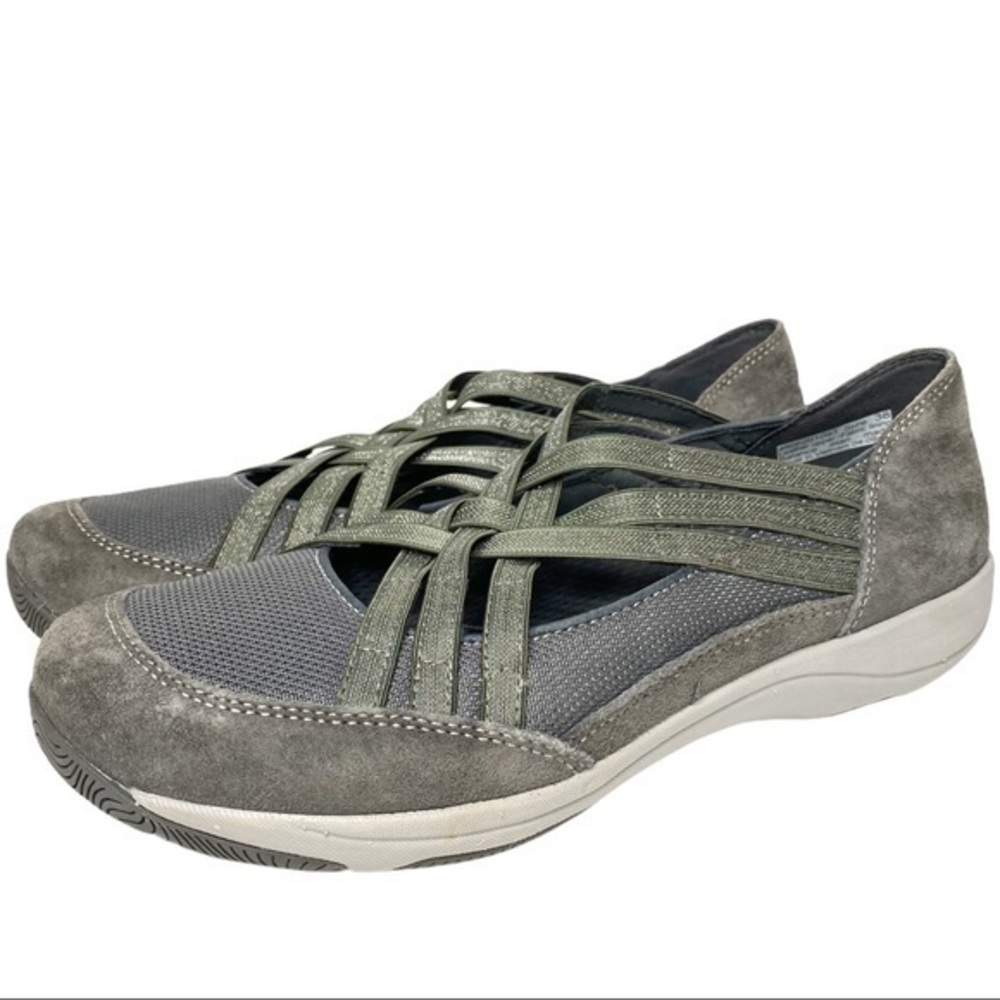 Dansko slip on sneaker elastic straps. Gray. Sz 38
